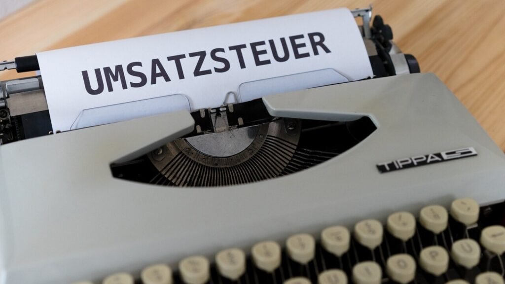 Elster Umsatzsteuervoranmeldung Formular gratis downloaden (PDF)