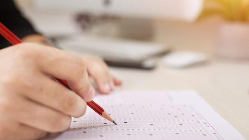 PDF kostenlos für Formular Erklärung zur Veranlagung von Alterseinkünften herunterladen